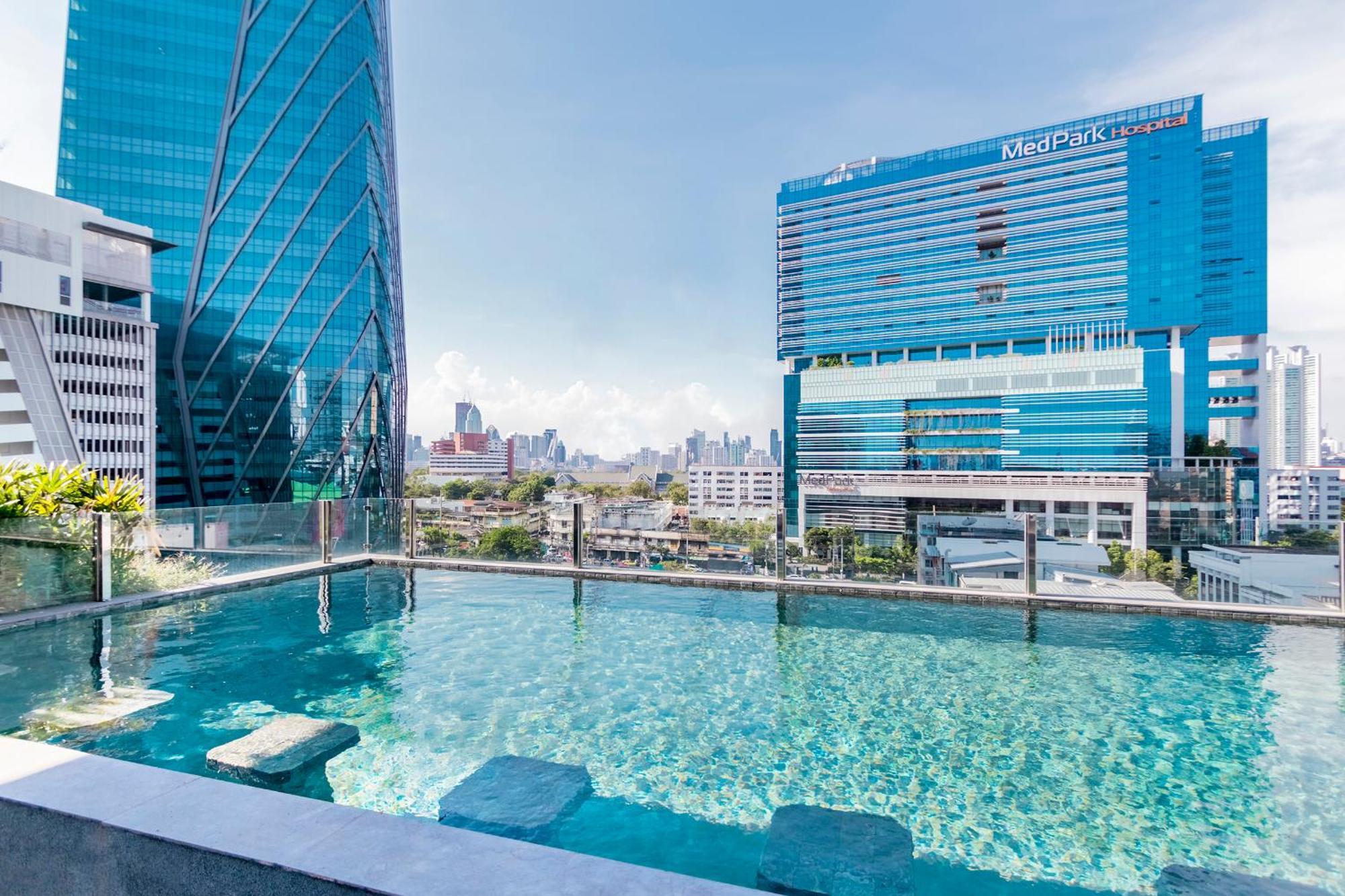 Seekers Finders Rama IV Hotel Surestay Collection By BW Bangkok Dış mekan fotoğraf